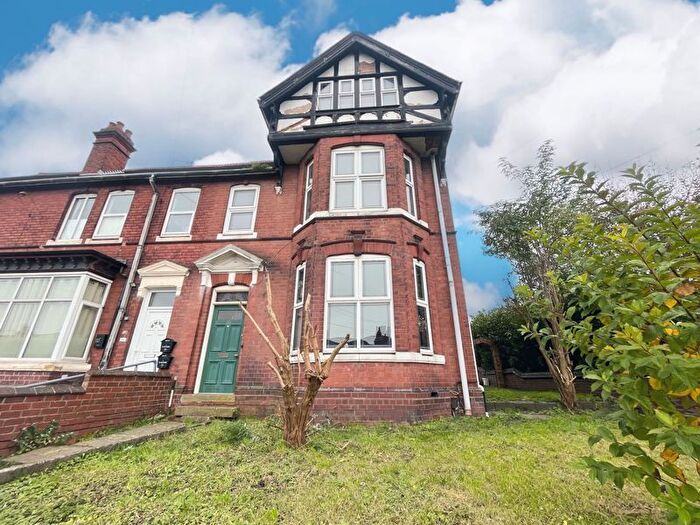 6 Bedroom End Of Terrace House For Sale In John Street, Brierley Hill, DY5