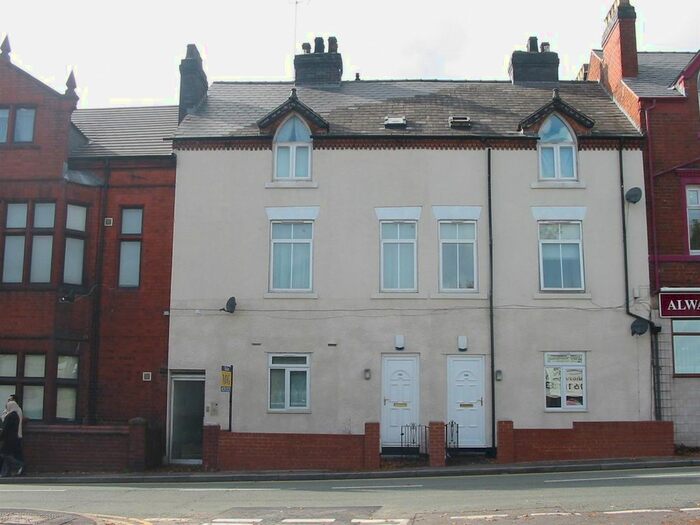 3 Bedroom Flat To Rent In Edleston Road, Crewe, CW2