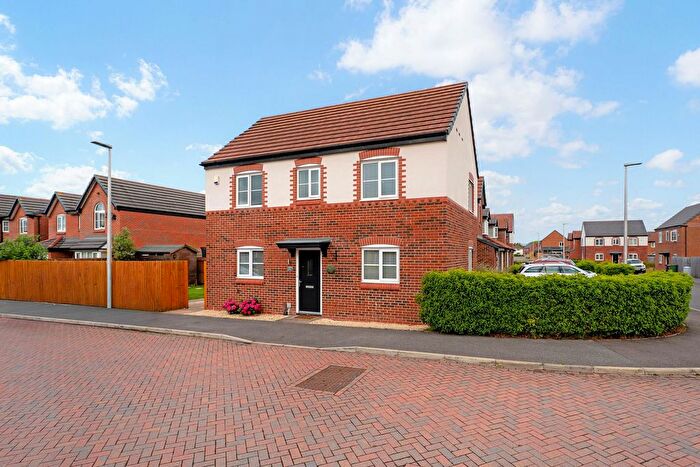 3 Bedroom Detached House For Sale In Woodford Drive, Widnes, WA8