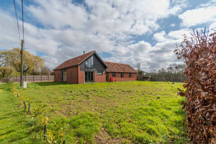 5 Bedroom Detached House For Sale In Thumb Lane, Horningtoft, NR20