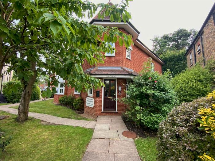 1 Bedroom Flat To Rent In Harrow View, Harrow, HA1