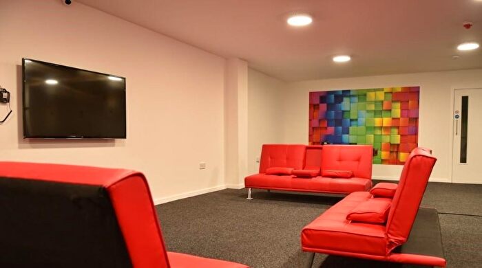 2 Bedroom Apartment To Rent In John Street, Sunderland, Tyne And Wear, SR1