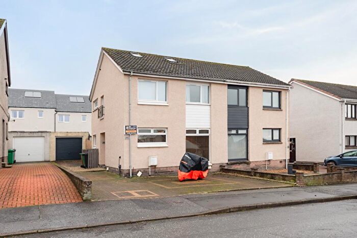 3 Bedroom Semi Detached House For Sale In Manse Park, Kennoway, KY8