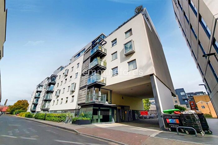 2 Bedroom Flat To Rent In Angel Waterside, Graham Street, N1