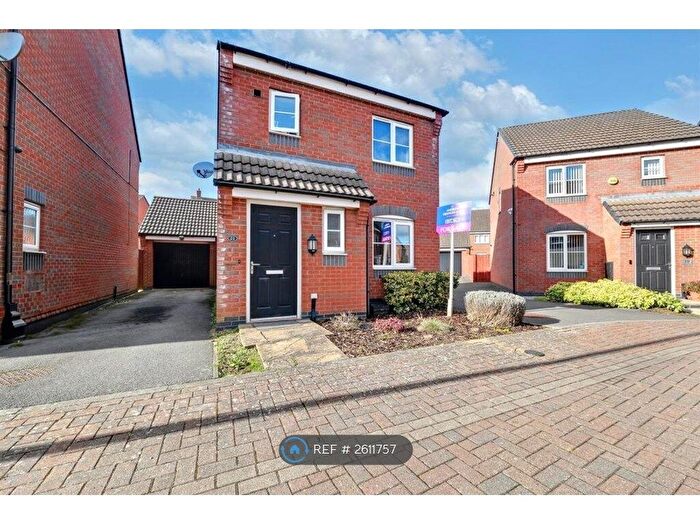 3 Bedroom Detached House To Rent In Sandpit Drive, Leicester, LE4