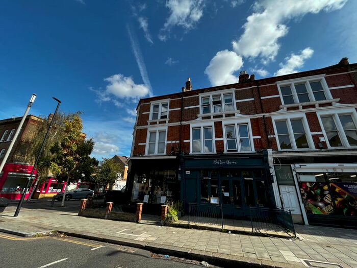 1 Bedroom Flat To Rent In Abbeville Road, London, SW4