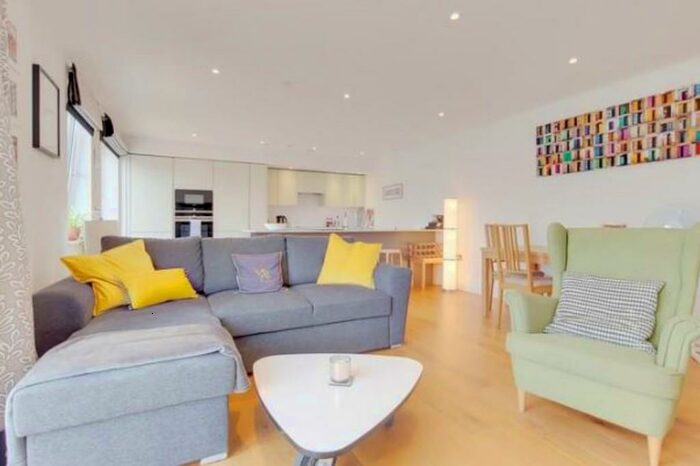 2 Bedroom Apartment To Rent In Palgrave Gardens, Marylebone, London, NW1