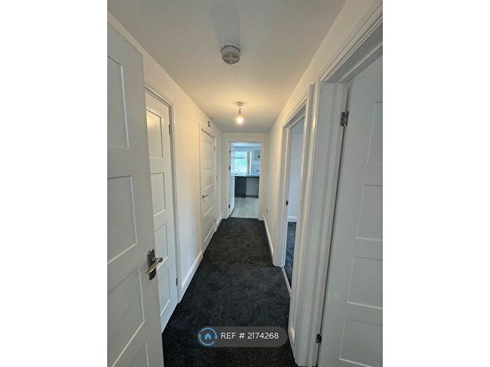2 Bedroom Flat To Rent In Newport Road, St. Mellons, Cardiff, CF3