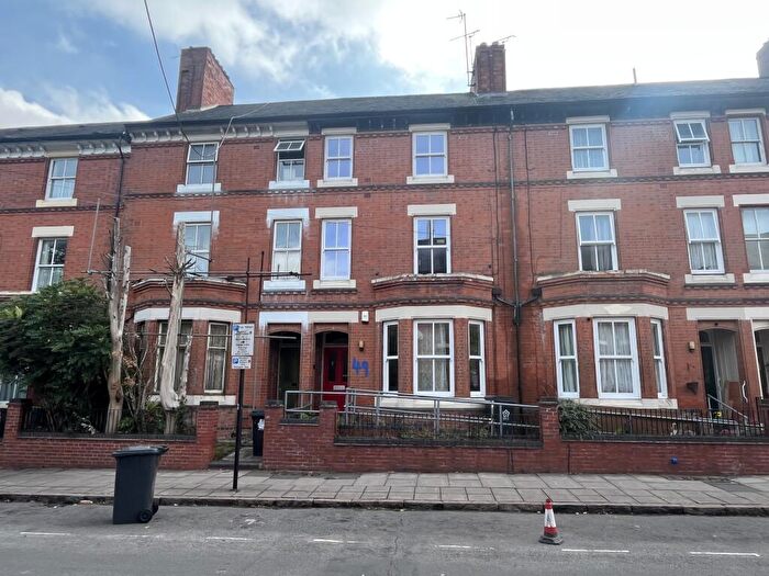 6 Bedroom Villa For Sale In Highfield Street, Leicester, LE2
