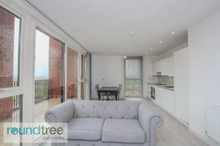 1 Bedroom Flat To Rent In Rosefinch Apartments, Shearwater Drive, West Hendon, NW9