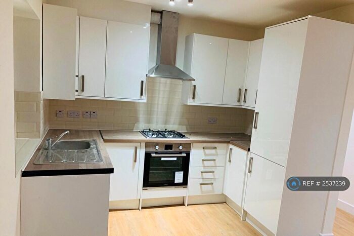 2 Bedroom Flat To Rent In Northumberland Road, Harrow, HA2