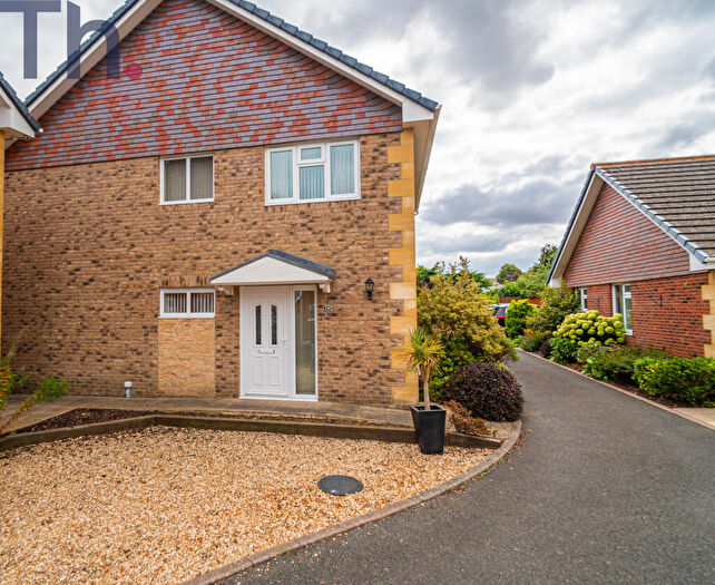 4 Bedroom Detached House For Sale In Shanklin, Isle Of Wight, PO37