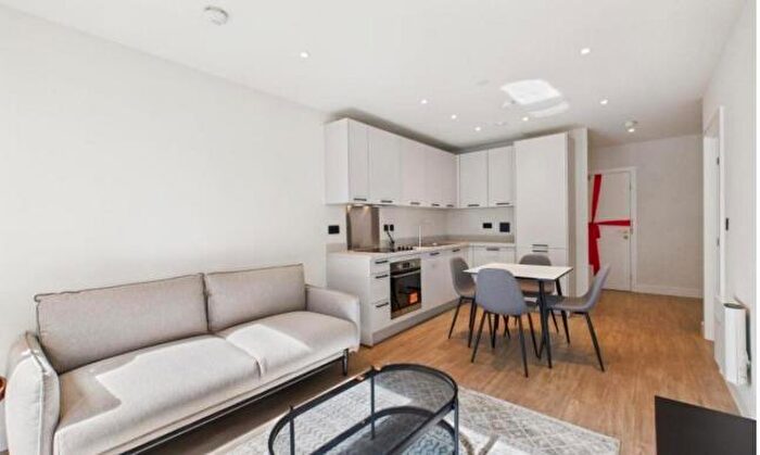 2 Bedroom Apartment To Rent In Birmingham, B4