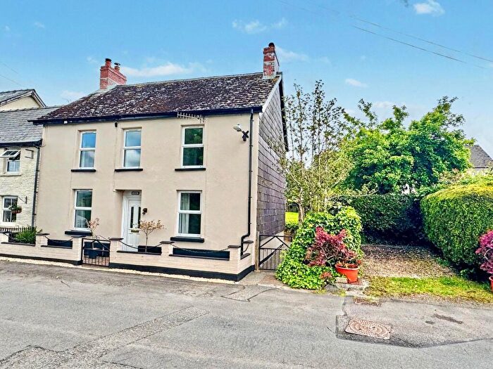 5 Bedroom End Of Terrace House For Sale In Cefn Gorwydd, Llangammarch Wells, Powys, LD4