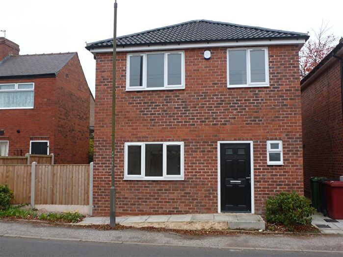 3 Bedroom Detached House To Rent In Water Lane, South Normanton, DE55