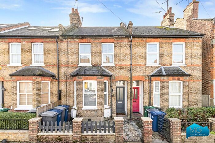 1 Bedroom Apartment To Rent In Dale Grove, North Finchley, London, N12