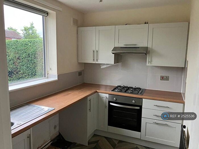 2 Bedroom Semi-Detached House To Rent In Western Avenue, Macclesfield, SK11