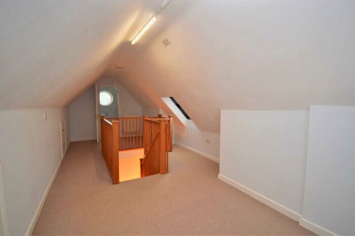 5 Bedroom Detached House To Rent In Badgers Sett, Thame, Oxfordshire, OX9
