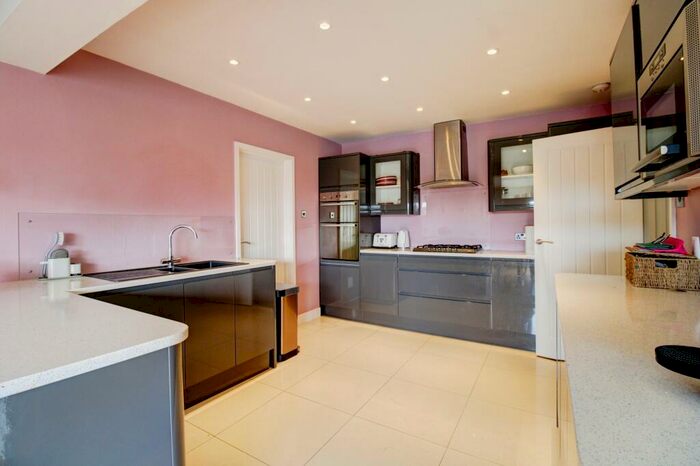 4 Bedroom Detached House For Sale In Mongeham Road, Deal, CT14