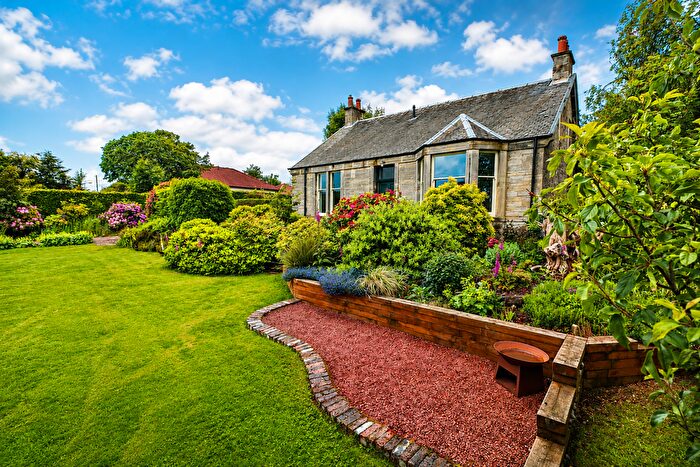 5 Bedroom Detached House For Sale In Loch Road, Saline, KY12