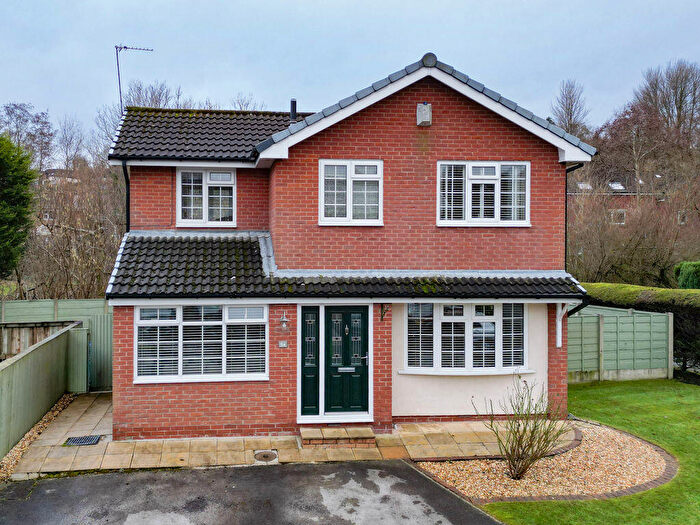 3 Bedroom Detached House For Sale In Fisherfield, Rochdale, OL12