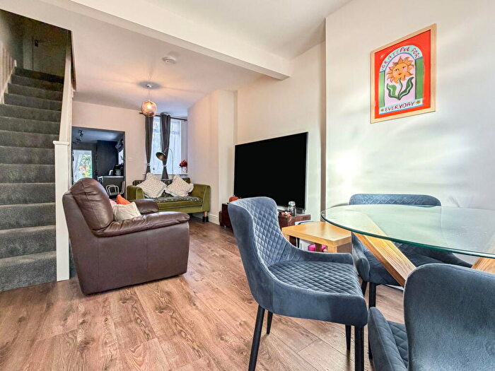 2 Bedroom End Of Terrace House For Sale In Grovehill Road, Beverley, East Riding Of Yorkshire, HU17