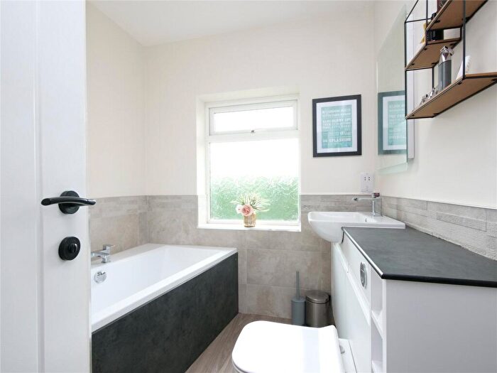 3 Bedroom Bungalow For Sale In Three-bedroom Detached Bungalow, Holcombe, BA3