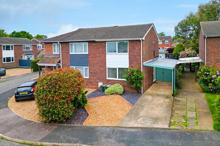 2 Bedroom Semi-Detached House For Sale In Lancelot Way, Fenstanton, Huntingdon, Cambridgeshire, PE28