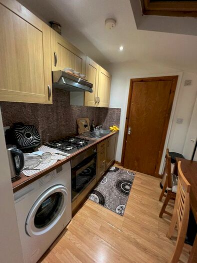 1 Bedroom Flat To Rent In Croyland Road, Edmonton, N9