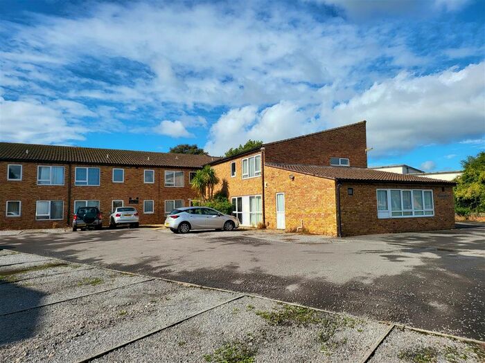 1 Bedroom Flat To Rent In Glencoyne Court, Southmead, Bristol, BS10