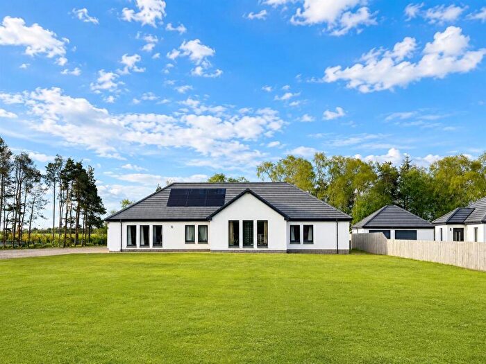 5 Bedroom Detached House For Sale In Biggar Road, Carnwath, Lanark, ML11