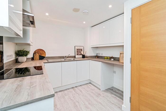 1 Bedroom Apartment For Sale In Back Of The Walls, Southampton, SO14