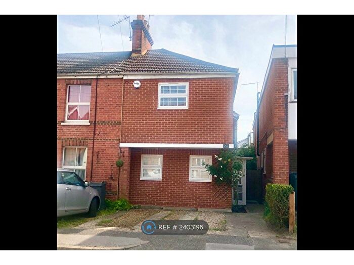 2 Bedroom Terraced House To Rent In Cordwallis Road, Maidenhead, SL6