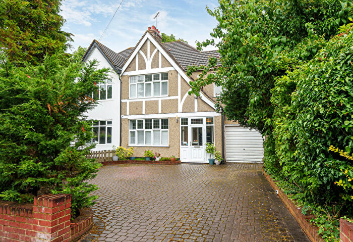 3 Bedroom Semi-Detached House To Rent In Fryston Avenue, Surrey, CR5