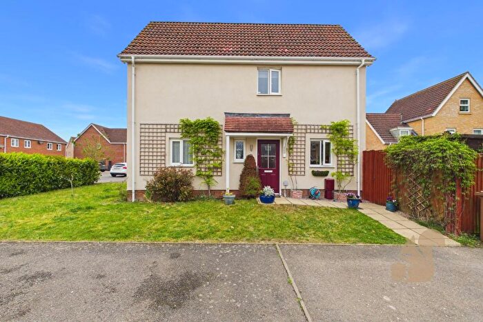 2 Bedroom End Terrace House For Sale In Spicer Way, Great Cornard, CO10