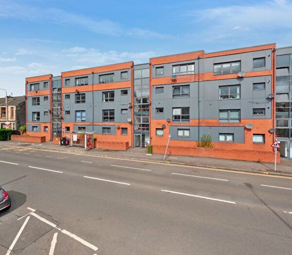 2 Bedroom Flat To Rent In Clarkston Road, Muirend, Glasgow, G44