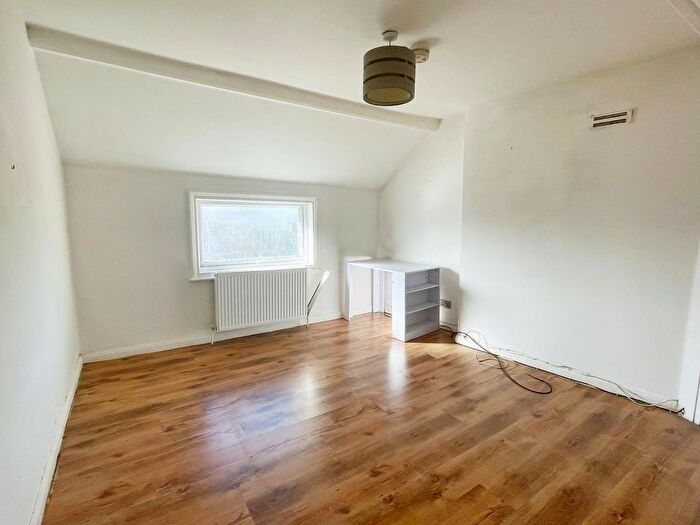 2 Bedroom Flat To Rent In Norwich Road, Ipswich, IP1