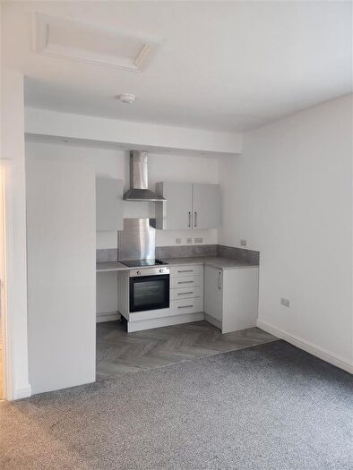 1 Bedroom Flat To Rent In Wood Street, Ashton-Under-Lyne, OL6