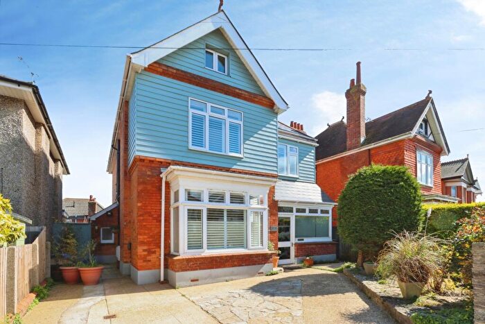 6 Bedroom Detached House For Sale In Southbourne Road, Bournemouth, Dorset, BH6