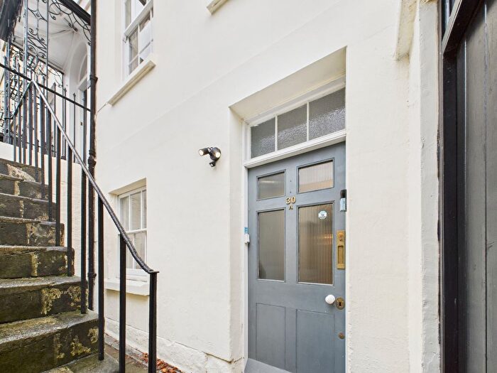 1 Bedroom Flat To Rent In London Road, Cheltenham, GL52