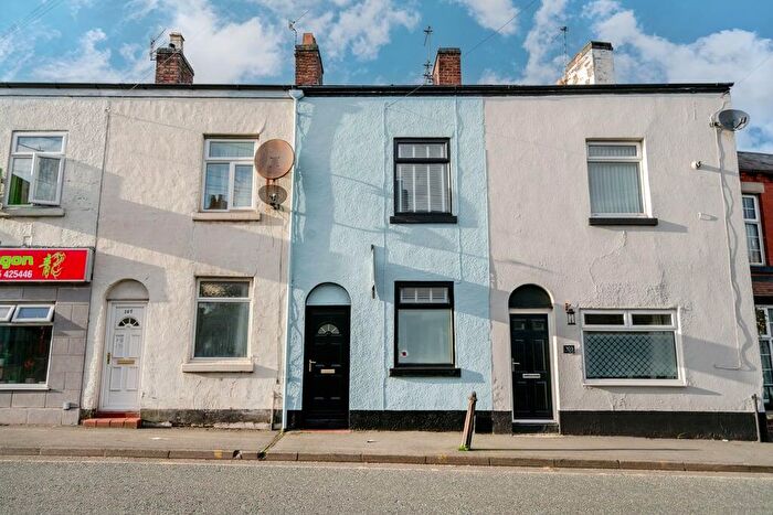 2 Bedroom Terraced House For Sale In Park Lane, Macclesfield, SK11