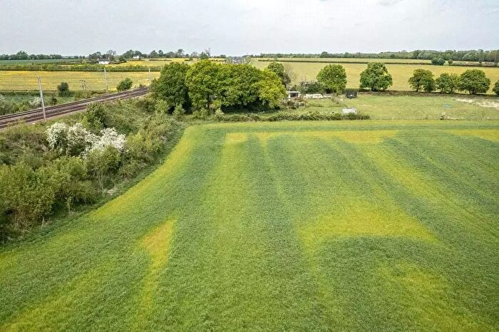 Detached House For Sale In Sandridgebury Lane, Sandridge, St. Albans, Hertfordshire, AL3