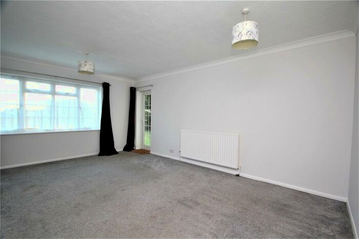 2 Bedroom Apartment To Rent In Lamorna Grove, Worthing, West Sussex, BN14
