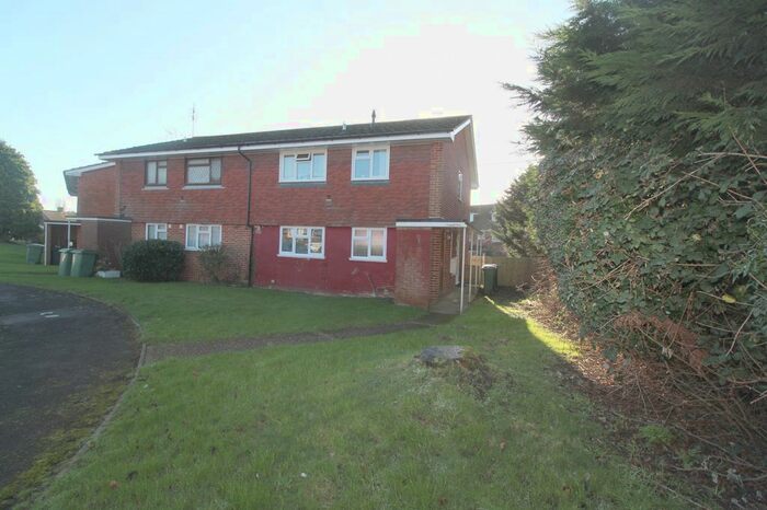 1 Bedroom Maisonette To Rent In Turgis Close, Maidstone, Kent ME17
