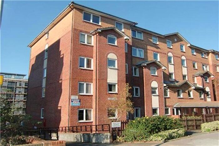 1 Bedroom Retirement Property To Rent In Amber Court, - Holland Road, Hove, BN3