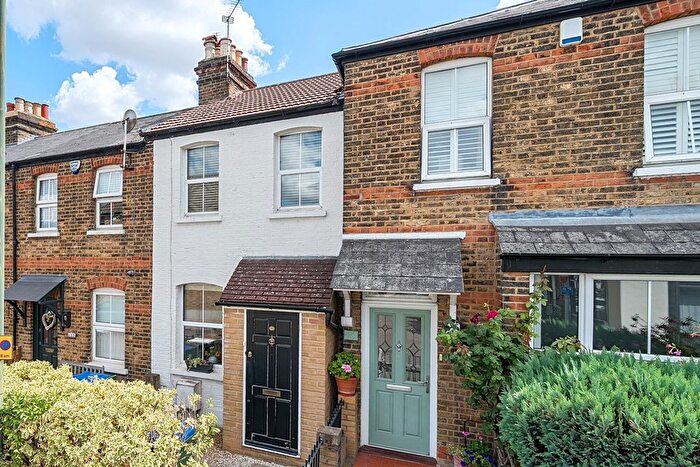 2 Bedroom Terraced House For Sale In Woodside Road, Sidcup, DA15