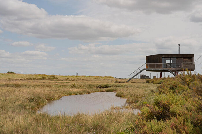 1 Bedroom Detached House For Sale In Redshank, St Osyth, Essex, CO16