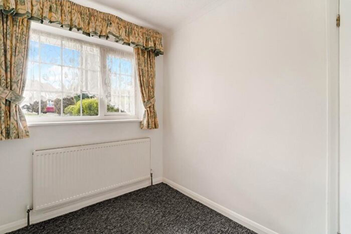 4 Bedroom Detached Bungalow For Sale In Green Lane, Lower Kingswood, Tadworth, KT20