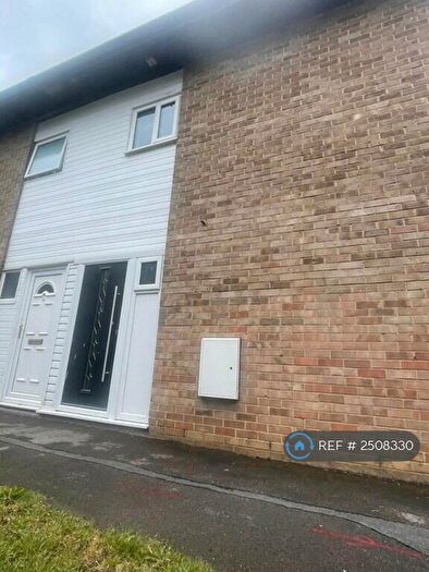 3 Bedroom Semi-Detached House To Rent In Grassholme Place, Newton Aycliffe, DL5