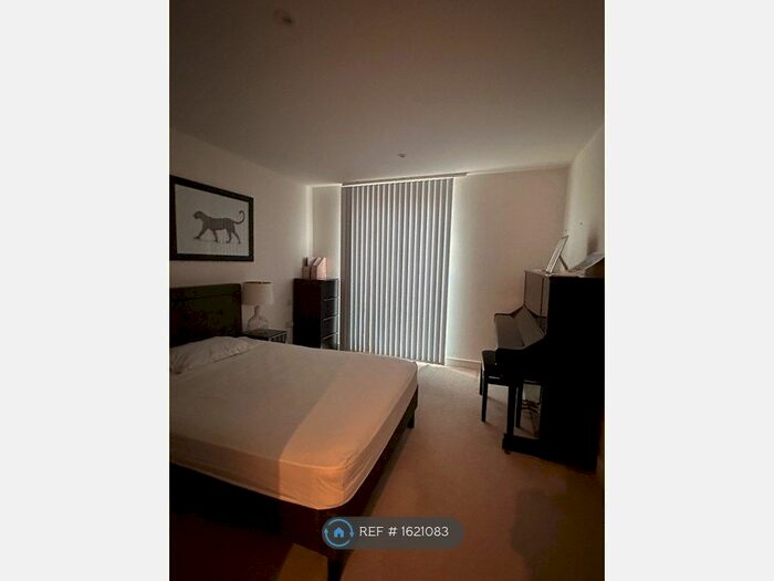 3 Bedroom Flat To Rent In Merlin Court Handley Drive, London, SE3